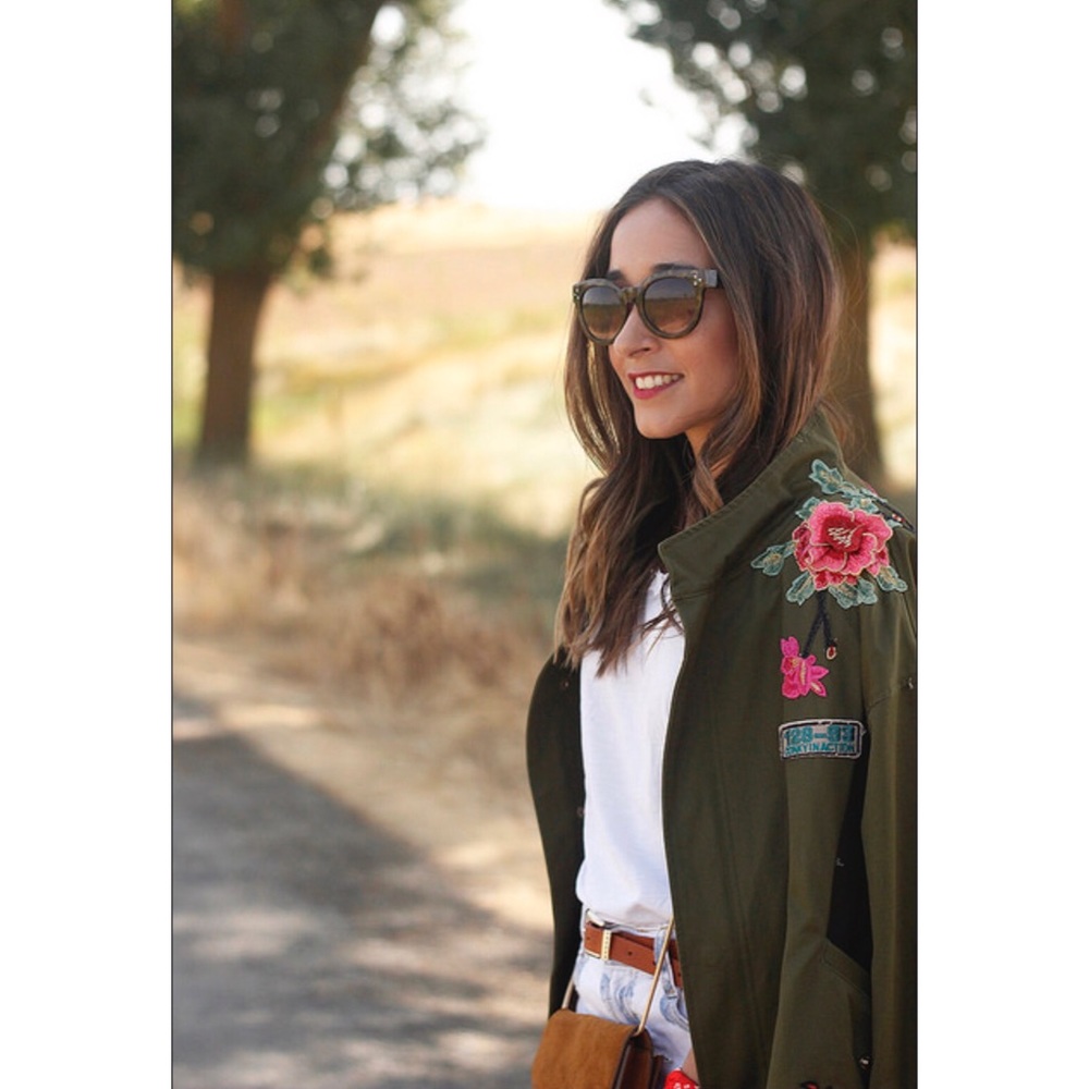 Green Embroidery Coat Jacket - Picture 3 of 4